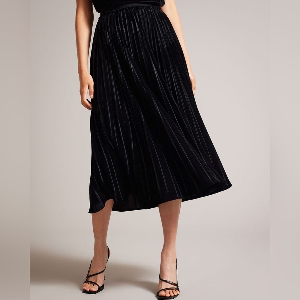 TED BAKER GJILL PLEATED VELVET MIDI CORPCORE SKIRT IN BLACK SIZE‎ 5